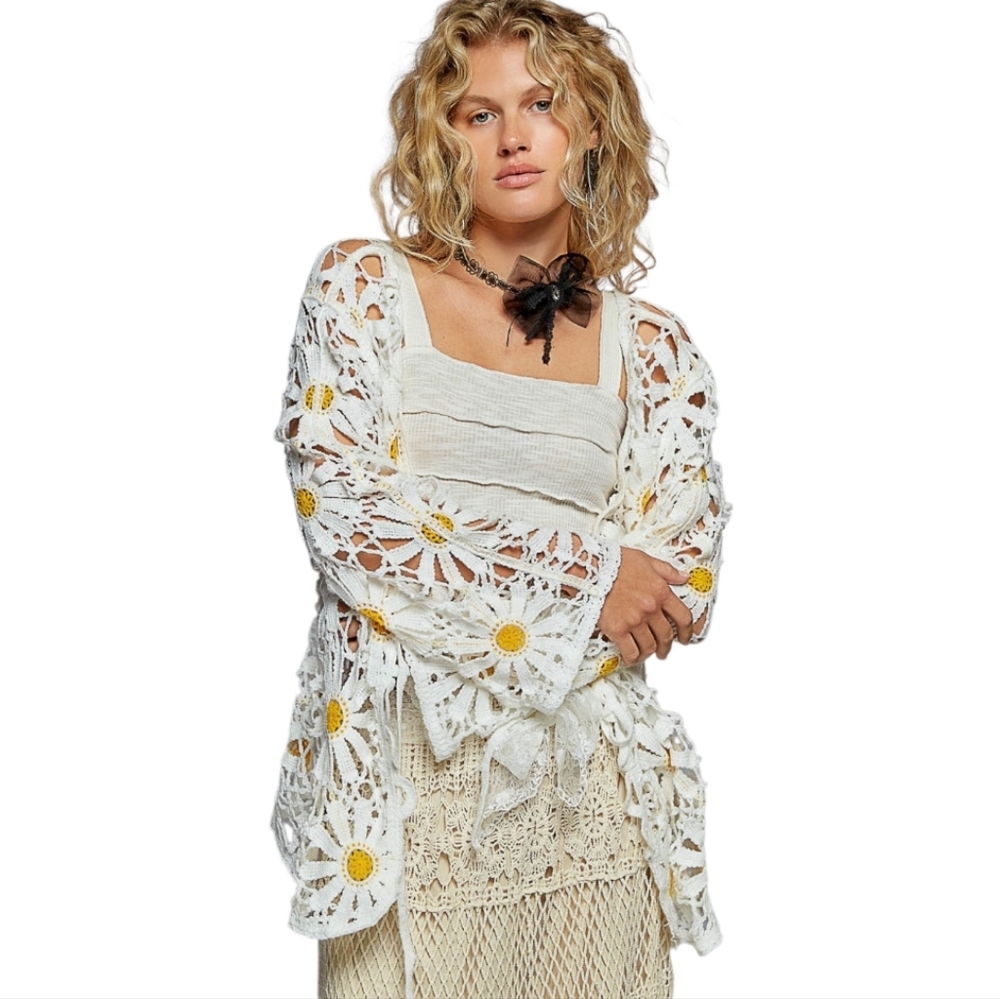 NS05. POL CROCHET BOHEMIAN DAISY FLORAL OPEN CARDIGAN IN ONE SIZE - Picture 4 of 5